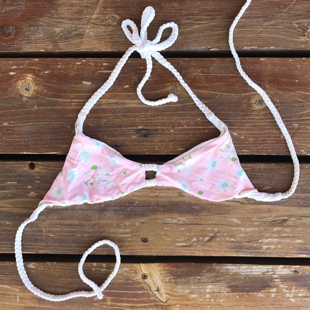 Frankie’s Bikinis Top